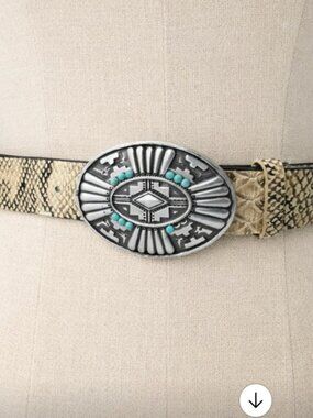 Vintage leather womens concho belt size 1X 2X beige snakeskin western cowgirl